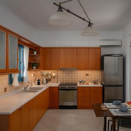 Skarmoutsos Holiday Home Vúrvulosz Kültér fotó